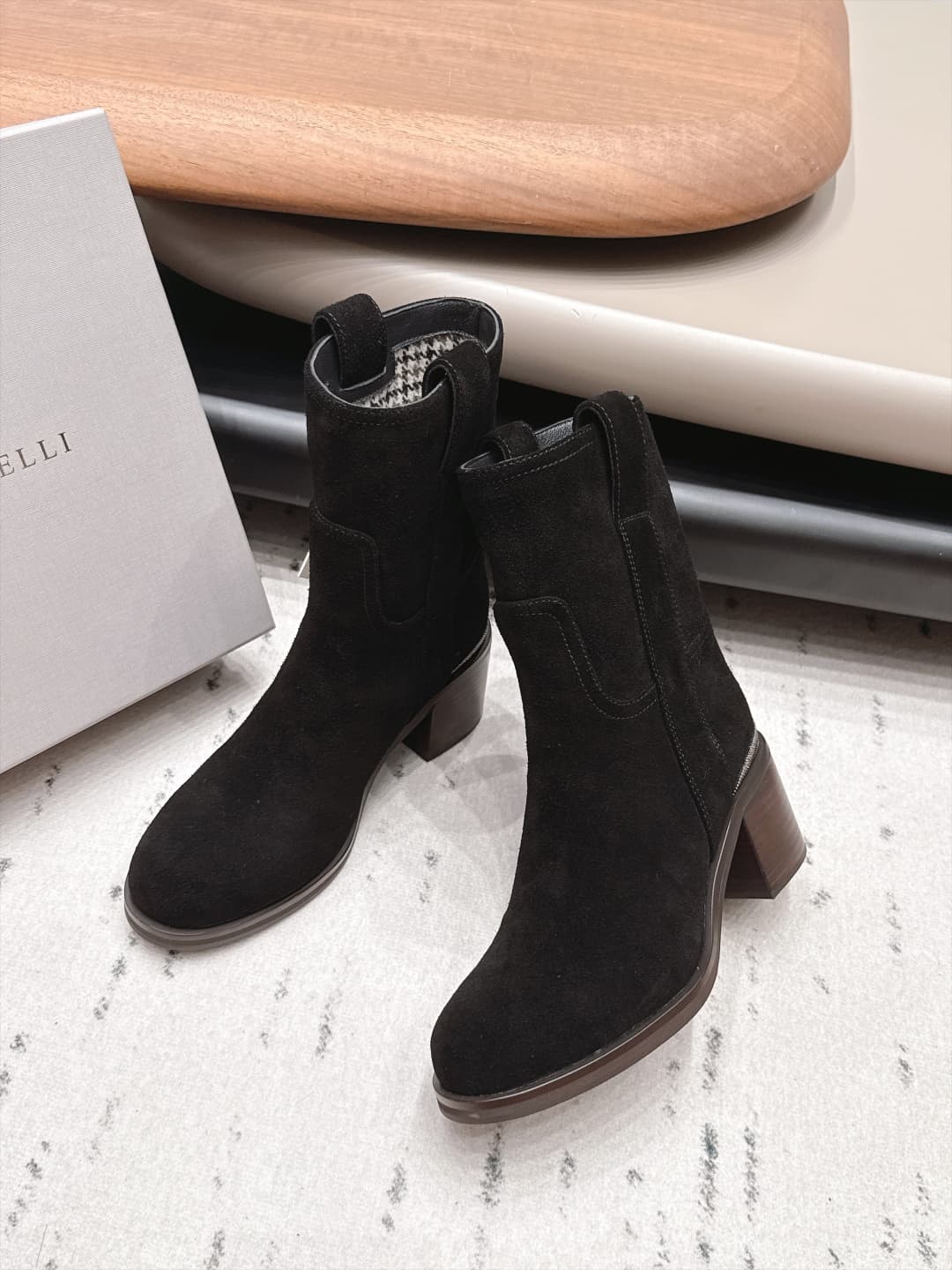 D8822 Out of factory: 💰 "Exclusive Premium Edition" Brunello Cucinell*·BC 26vs Early autumn new boot collection... — image 3