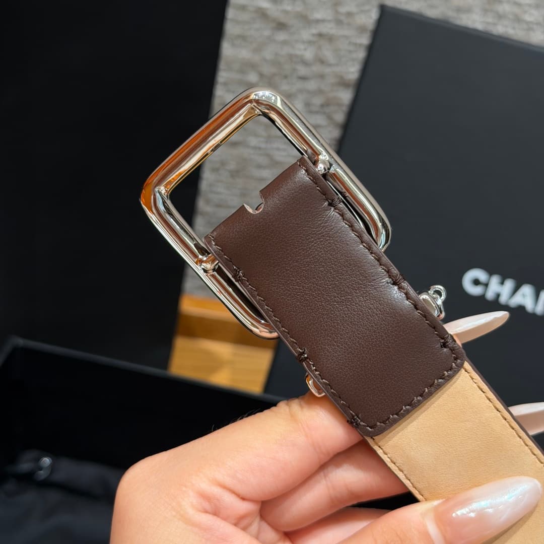 C32963 Xiangjia✨Leather Belt with CC Charm, Calfskin 30mm – Leather belt with two C pendants — image 7