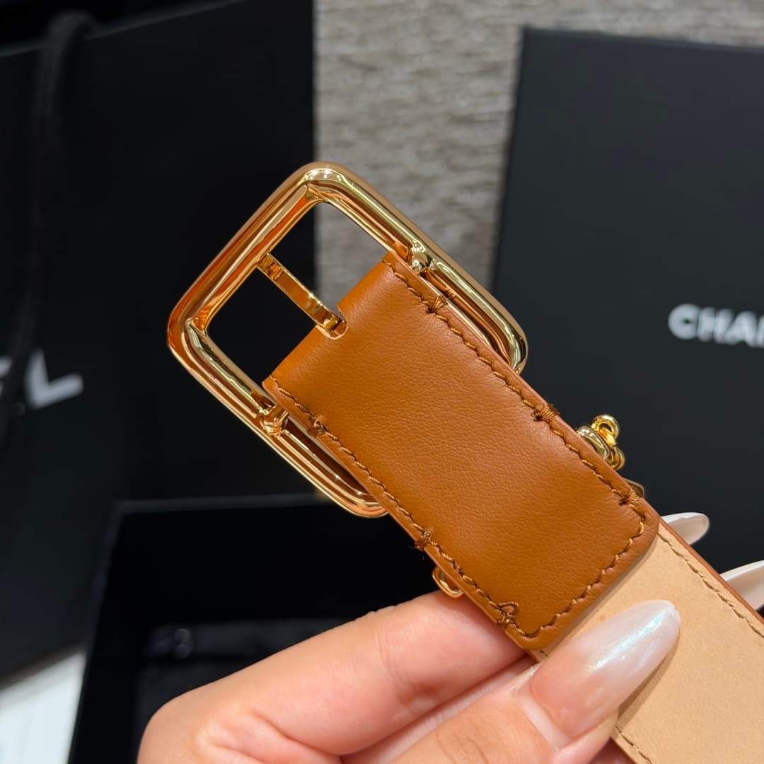 C32961 Xiangjia✨Leather Belt with CC Charm, Calfskin 30mm – Leather belt with double C pendants — image 7
