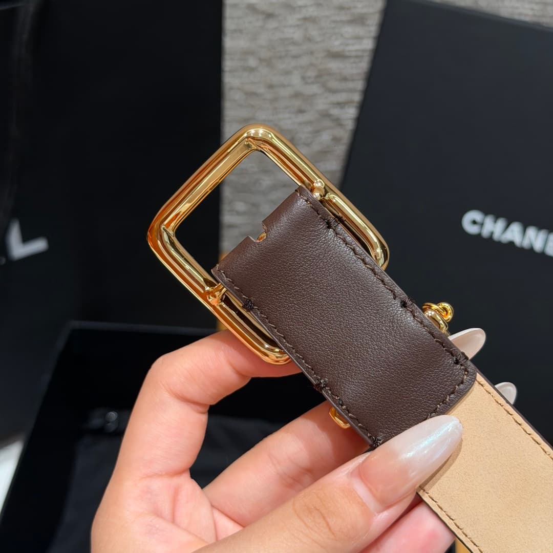 C32960 Xiangjia ✨Leather Belt with CC Charm, Calfskin 30mm – Leather belt with two C pendants — image 7