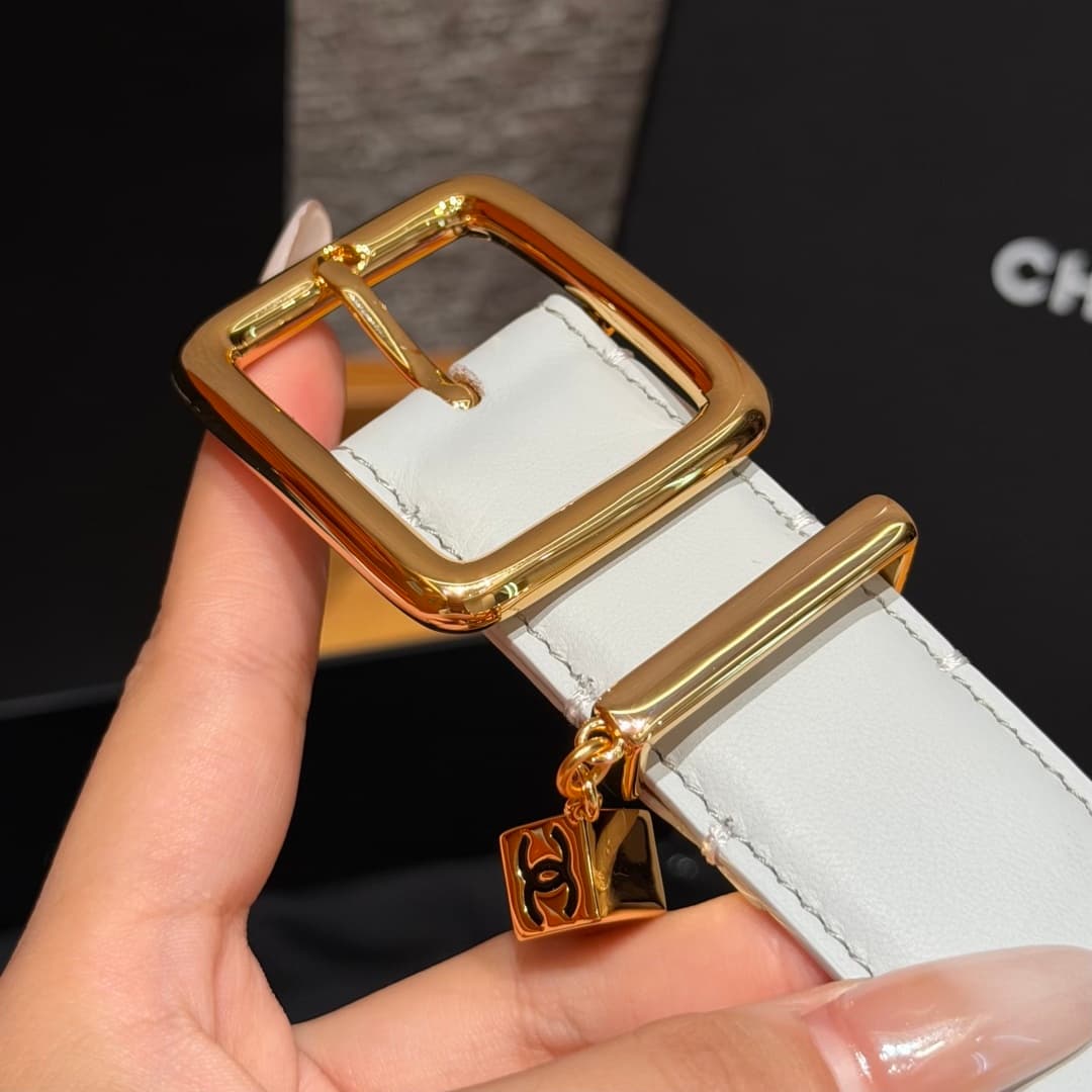 C32958 Xiangjia✨Leather Belt with CC Charm, Calfskin 30mm – Leather belt with two C pendants — image 6