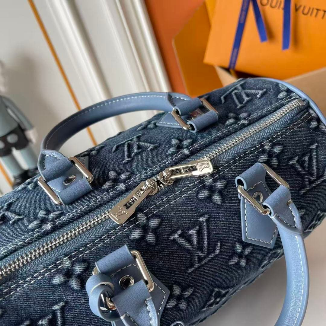 C4993 Upgraded version    Embossed denim M13805-M13085-M13257 M13806 40391 40390lv Denim embossed pillow bag NANOSPEEDY Handbag This Nano Speedy handbag features Monogram canvas and cowhide leather trim prints, presented in twelve colors – white and black — image 7