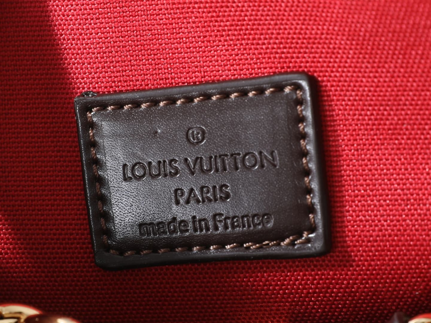C5102 💰 Upgrade from the original K00015, M14339, and M82717. This Alma mini handbag is part of the LV&I custom collection. It features a Monogram canvas material with a compact design, making it an ideal choice for daily use. You can choose between shoul — image 8