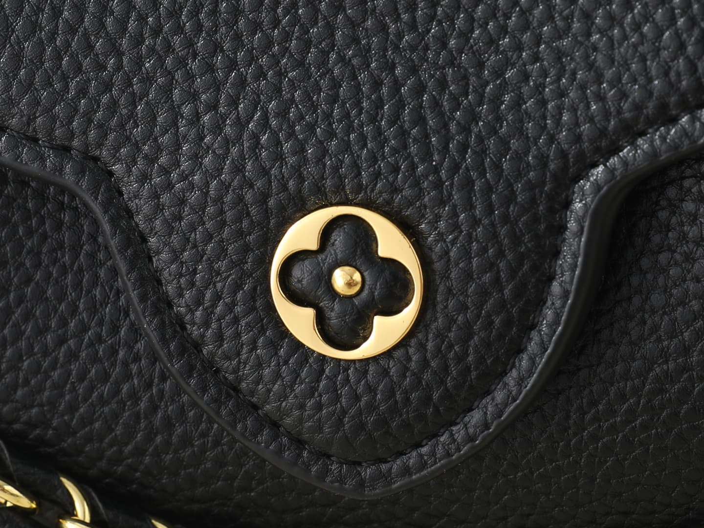 C5097 💰 Guangzhou product – top-quality original items: M29608, M2A380, M2A379, M2A362, M29952, M29955, M29951. This mini handbag belongs to the Capucines Flowergram collection. It features classic colors on Taurillon leather, with a flap that can be clos — image 6