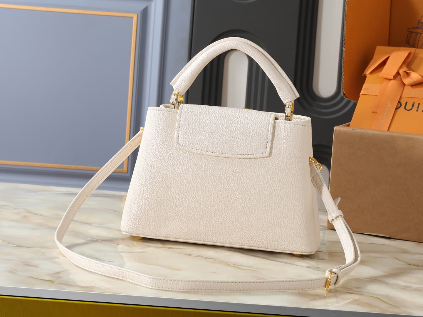 C5096 💰 Guangzhou product – top-quality original items: M29608, M2A380, M2A379, M2A362, M29952, M29955, M29951. This Capucines BB handbag belongs to the Flowergram collection. It reinterprets Louis Vuitton’s classic Flower Crown design with decorative cha — image 3