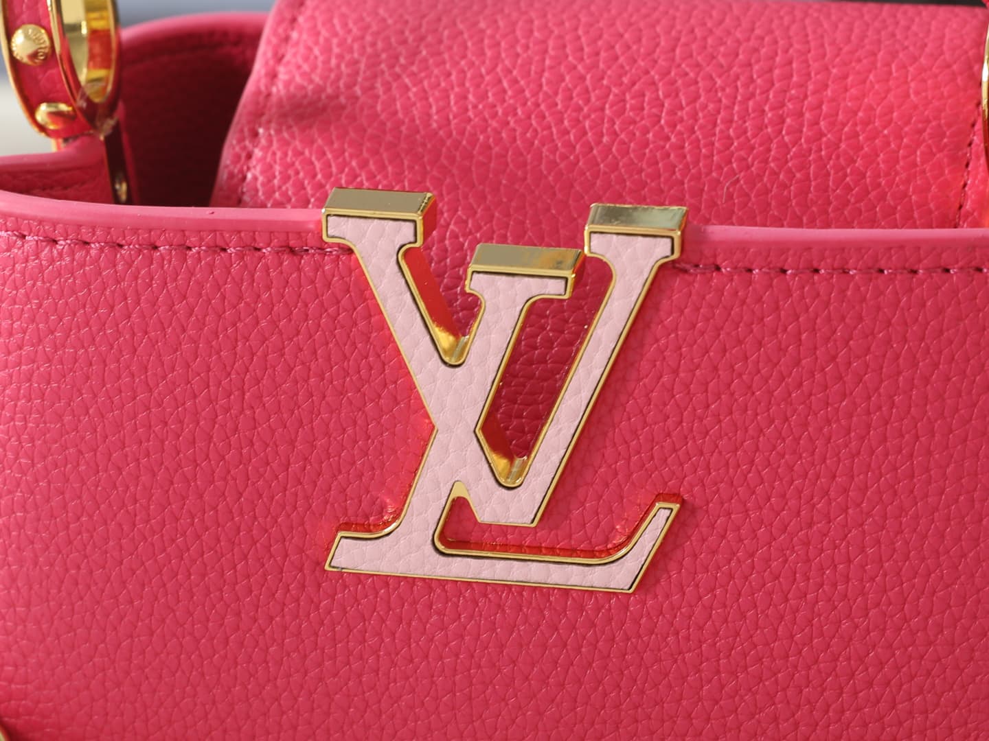 C5093 💰 Guangzhou product – top-quality original items: M29608, M2A380, M2A379, M2A362, M29952, M29955, M29951. This mini handbag belongs to the Capucines Flowergram collection. It features classic colors on Taurillon leather, with a flip cover that can b — image 5