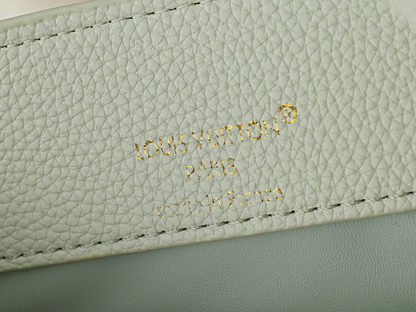 C5089 💰 Guangzhou product – top-quality original items: M29608, M2A380, M2A379, M2A362, M29952, M29955, M29951. This mini handbag belongs to the Capucines Flowergram collection. It features classic colors on Taurillon leather, with a flip cover that can b — image 8