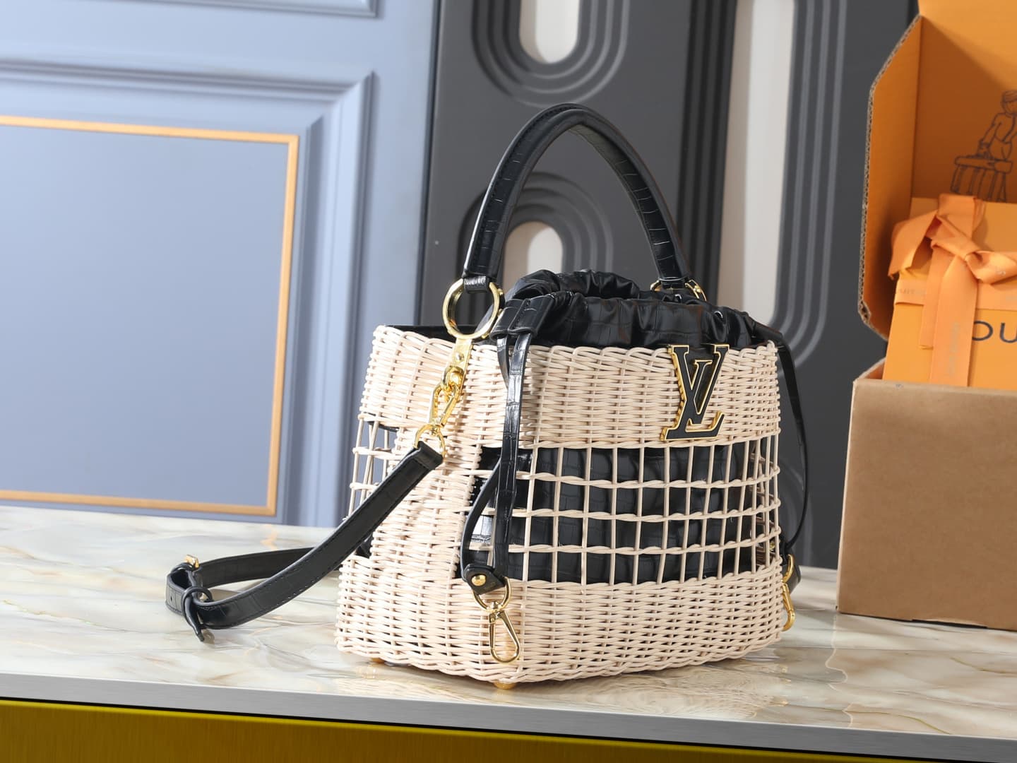C5011 💰 Guangzhou product – top-tier original items: M85481, N30101, N89949. This Capucines BB handbag belongs to the Rattan series. It features a flap design and the Louis Vuitton Monogram pattern, creating a unique look for the season. The same leather  — image 2