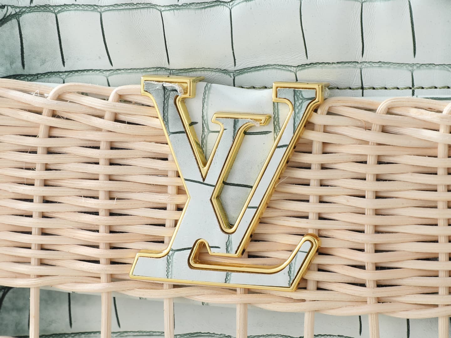 C5007 💰 Guangzhou product – top-tier original collection: M85481, N30101, N89949. This Capucines BB handbag belongs to the Rattan series. It features a flap design and a Louis Vuitton Monogram pattern, creating a unique style for the season. The same leat — image 6