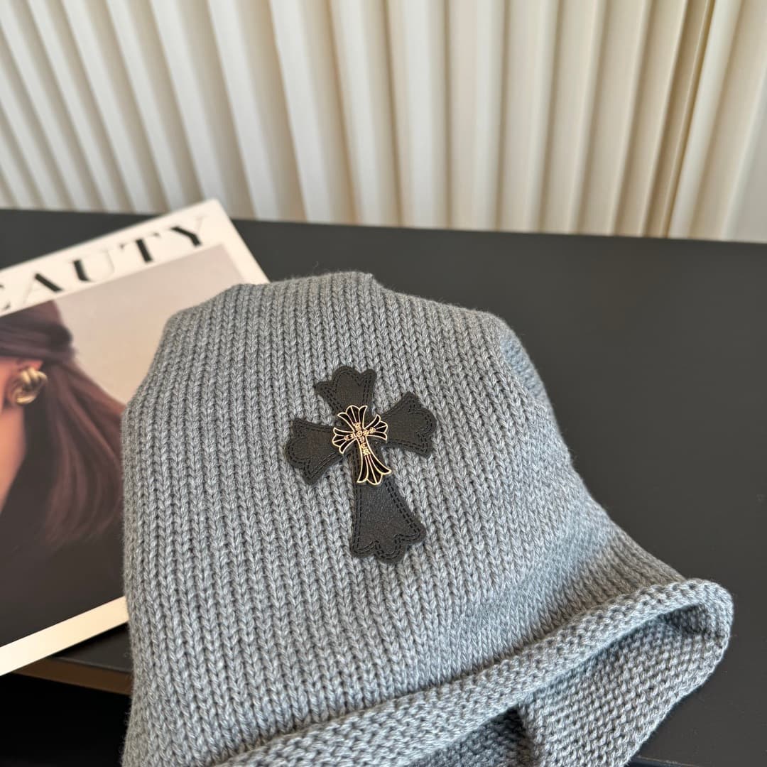C29932 Croco Heart – High-quality knitted caps with a premium feel. Absolutely amazing! The quality is excellent, and they go well with any outfit. Fashionable and trendy! They’re essential items for anyone who goes out, so buy them quickly! — image 3