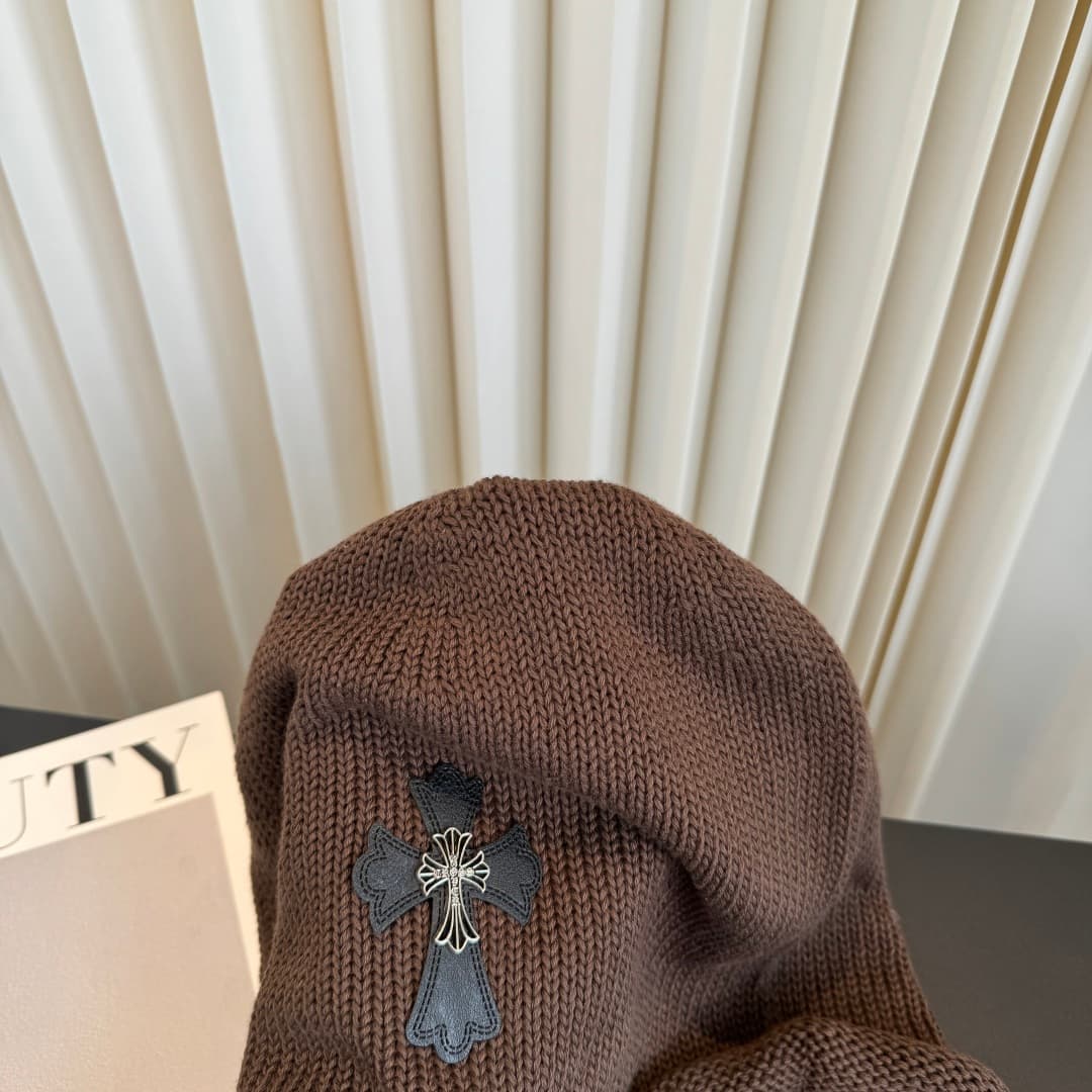 C29931 Crow Heart – High-quality, stylish knitted hats! Super popular💖 The quality is excellent, and they are great to wear on the street! Fashiony and trendy! A must-have item for anyone who goes out. Buy them soon! — image 4