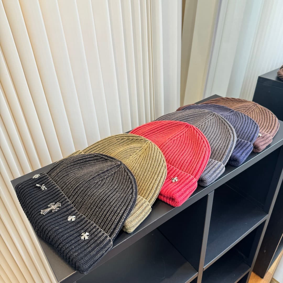 C29919 Crow Heart – High-quality, stylish knitted hats! So popular💖 The quality is excellent; they are perfect for wearing on the street! Fashiony and trendy! A must-have item for anyone who goes out. Buy them quickly! — image 8