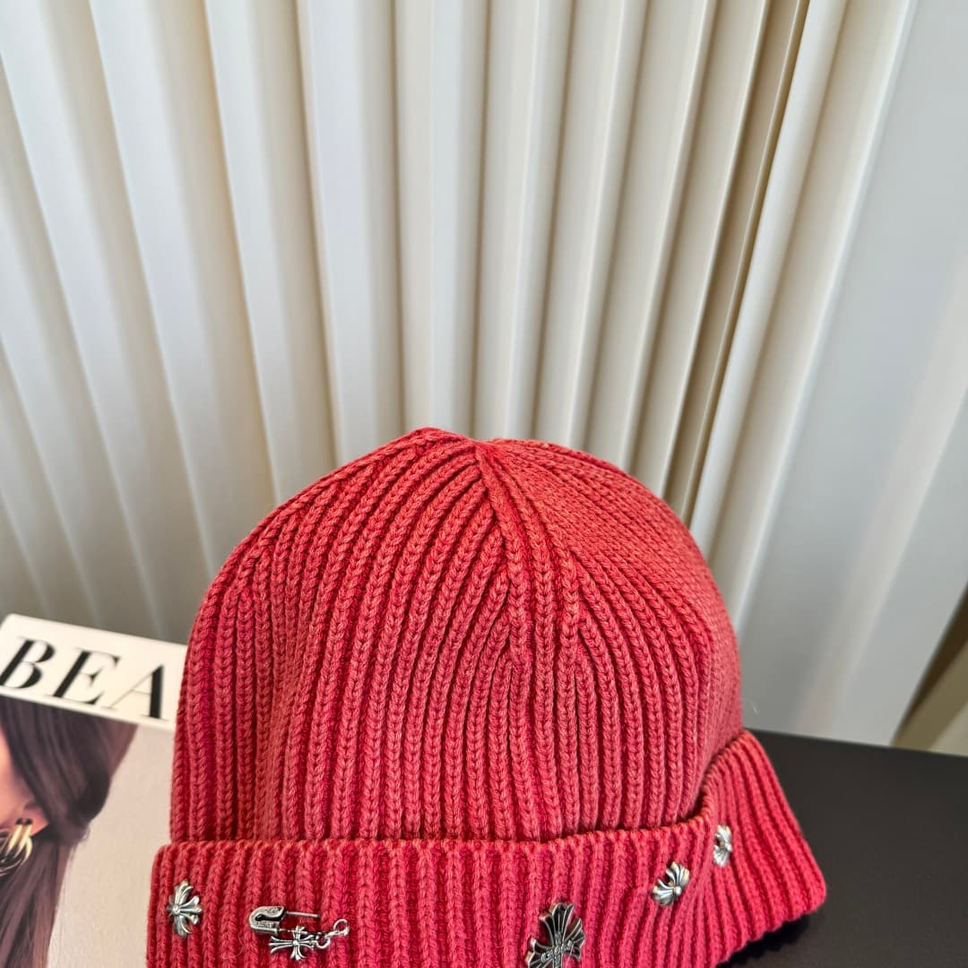 C29919 Crow Heart – High-quality, stylish knitted hats! So popular💖 The quality is excellent; they are perfect for wearing on the street! Fashiony and trendy! A must-have item for anyone who goes out. Buy them quickly! — image 5