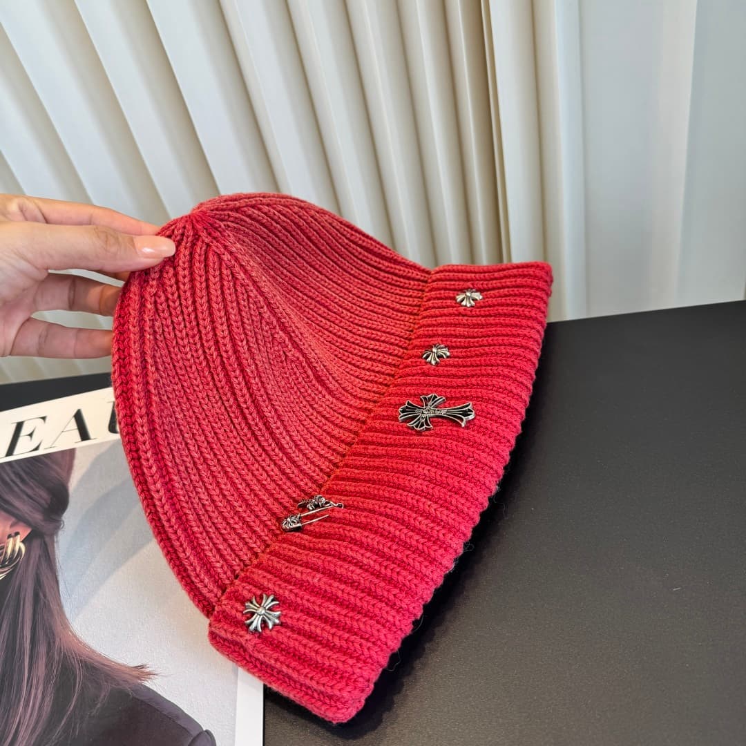 C29919 Crow Heart – High-quality, stylish knitted hats! So popular💖 The quality is excellent; they are perfect for wearing on the street! Fashiony and trendy! A must-have item for anyone who goes out. Buy them quickly! — image 7