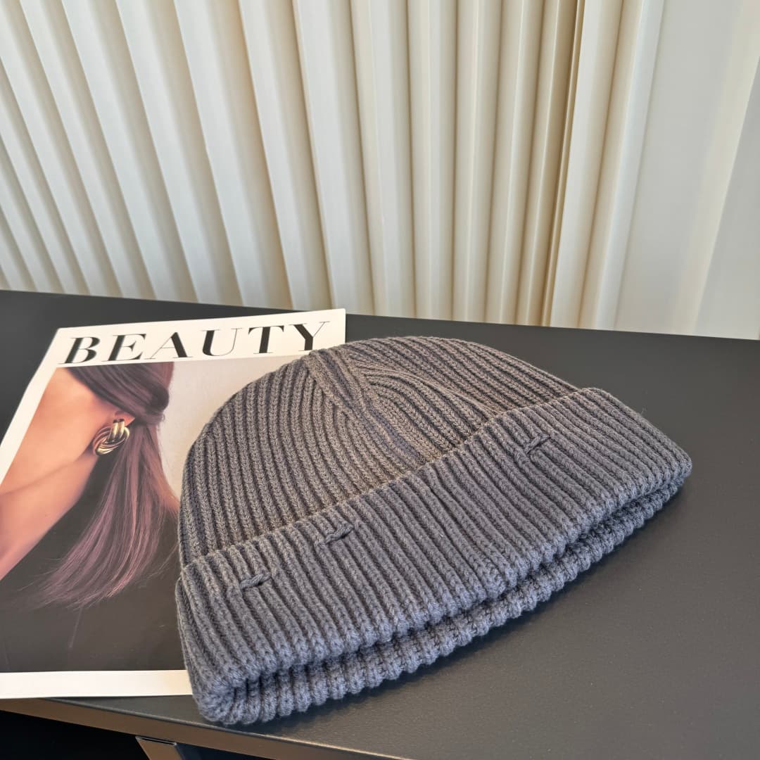 C29918 Croco Heart – High-quality, stylish knitted caps! So popular💖 The quality is excellent, and they’re great to wear on the street! Fashiony and trendy! A must-have item for anyone who goes out. Buy them soon! — image 6