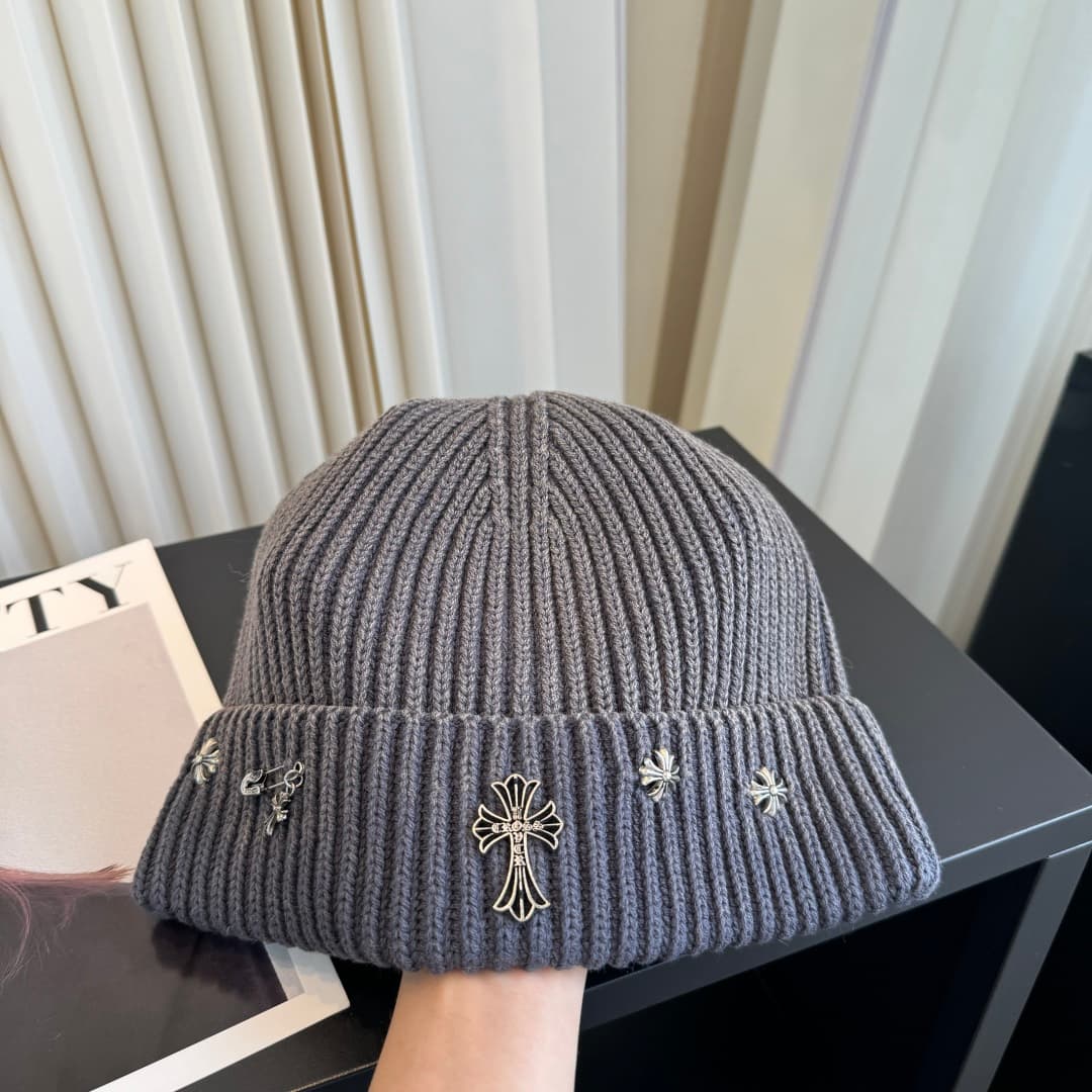 C29918 Croco Heart – High-quality, stylish knitted caps! So popular💖 The quality is excellent, and they’re great to wear on the street! Fashiony and trendy! A must-have item for anyone who goes out. Buy them soon! — image 3