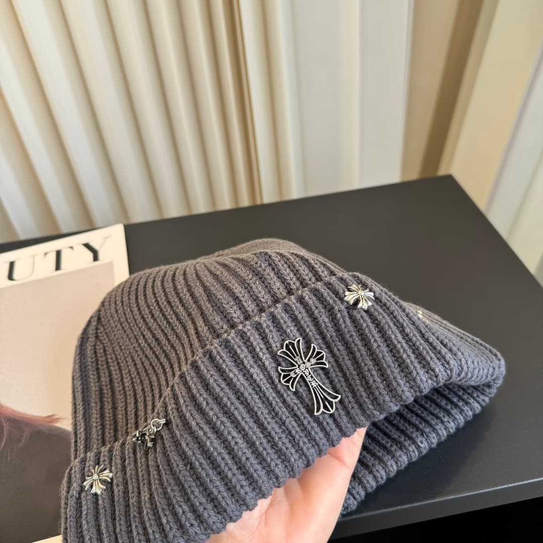C29918 Croco Heart – High-quality, stylish knitted caps! So popular💖 The quality is excellent, and they’re great to wear on the street! Fashiony and trendy! A must-have item for anyone who goes out. Buy them soon! — image 4