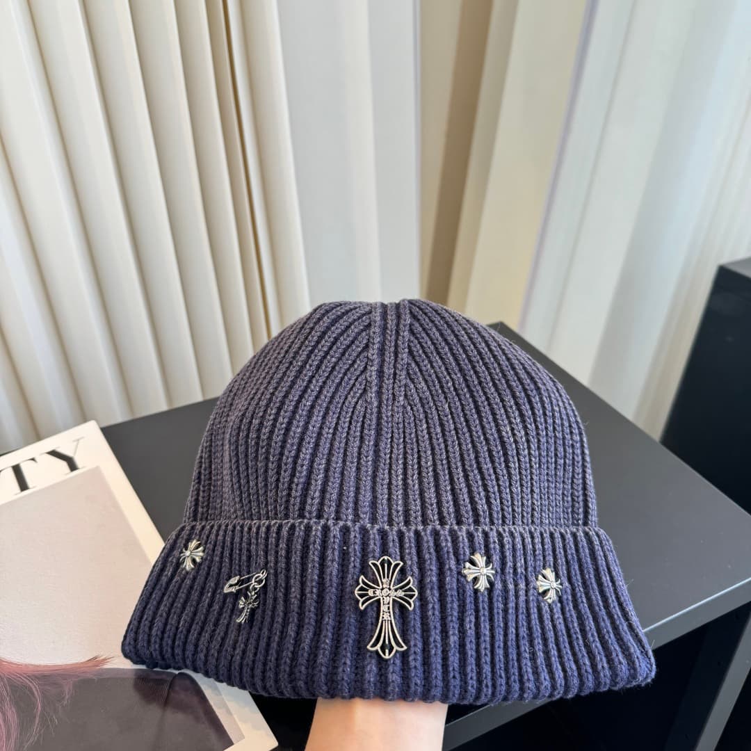 C29917 Croco Heart – High-quality knitted caps with a premium feel. Absolutely amazing! The quality is excellent, and they are perfect for wearing on the street. It’s a must-have item for fashion lovers. Buy them quickly! — image 3