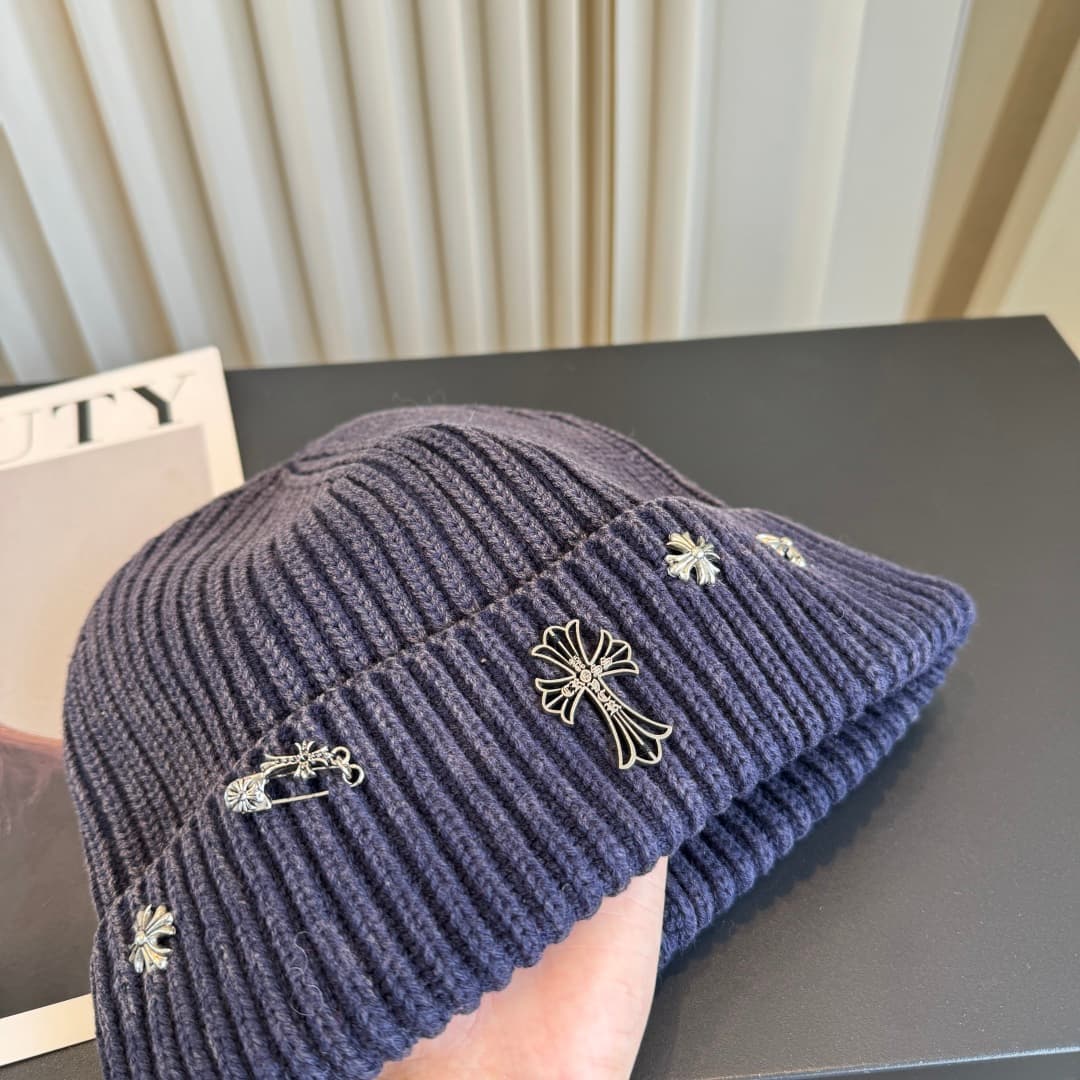 C29917 Croco Heart – High-quality knitted caps with a premium feel. Absolutely amazing! The quality is excellent, and they are perfect for wearing on the street. It’s a must-have item for fashion lovers. Buy them quickly! — image 4