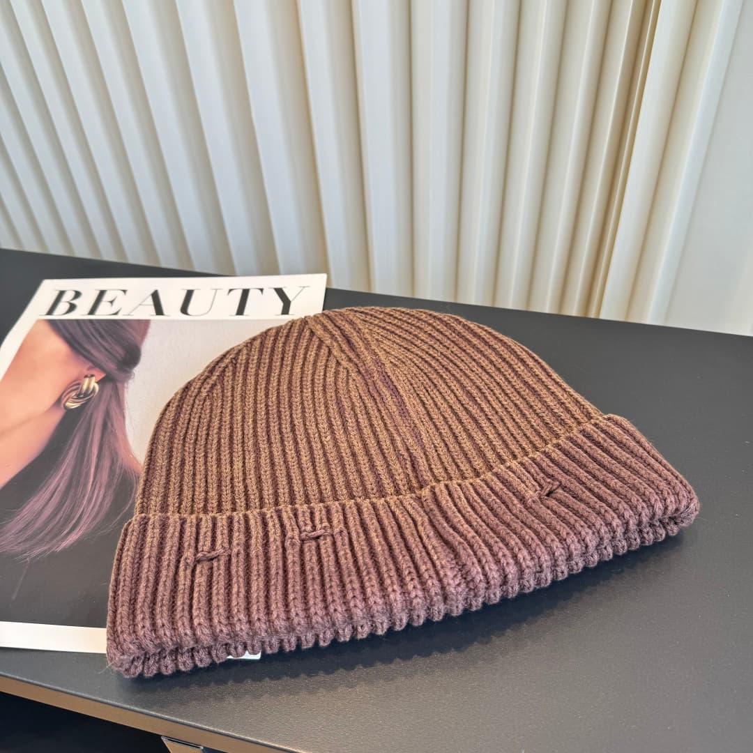 C29916 Croco Heart – High-quality, stylish knitted caps! Super popular💖 The quality is excellent, and they are great to wear on the street! Trendy and fashionable! A must-have item for any outing – buy them soon! — image 7