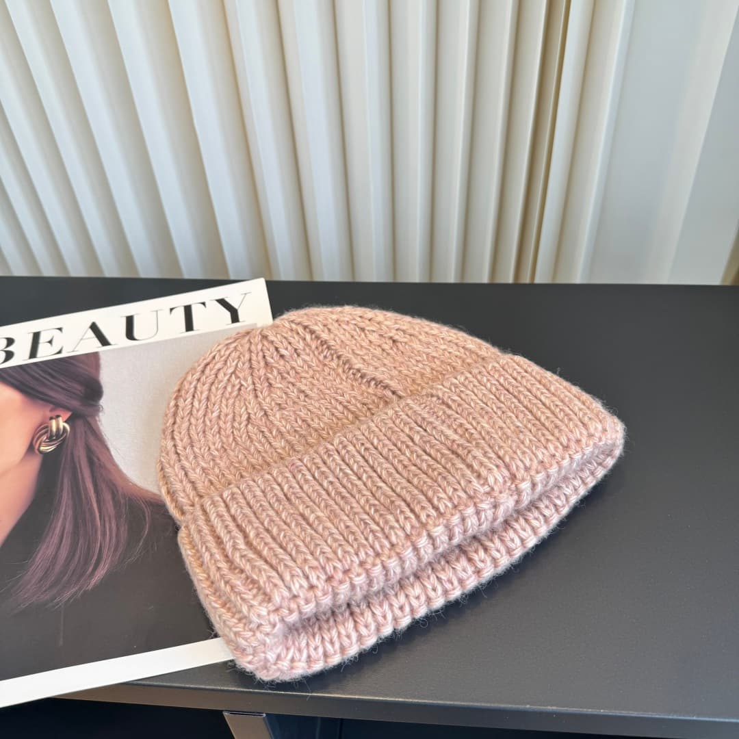 C29915 Mou Mou – High-quality, stylish knitted caps! Super popular! The quality is excellent; they’re great to wear on the street. It’s a must-have item for fashion lovers. Buy them soon! — image 6