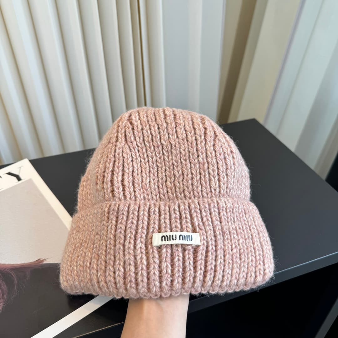 C29915 Mou Mou – High-quality, stylish knitted caps! Super popular! The quality is excellent; they’re great to wear on the street. It’s a must-have item for fashion lovers. Buy them soon! — image 3