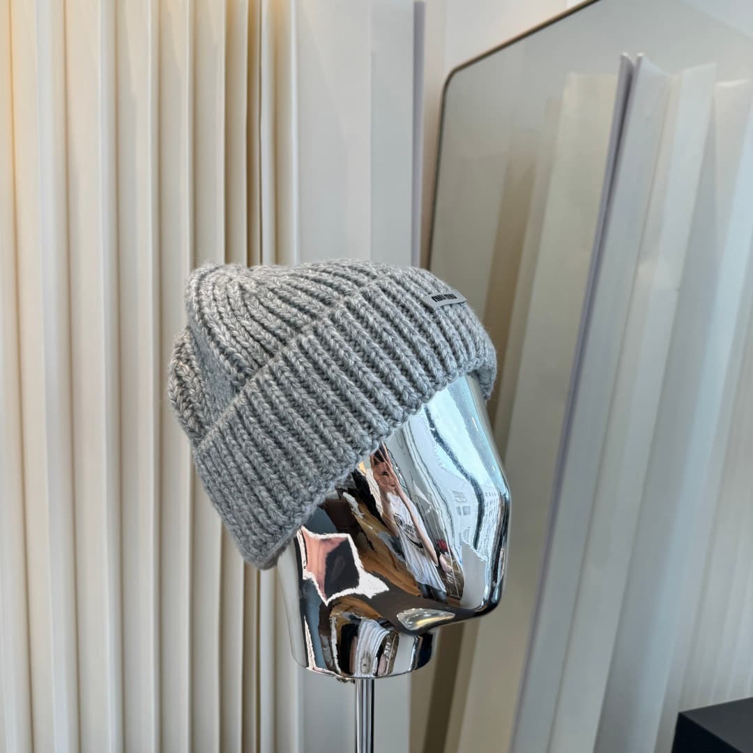 C29914 Mou Mou – High-quality, stylish knitted caps! So trendy and awesome💖 The quality is excellent; they’re perfect for wearing on the street! It’s a must-have item for any fashion lover. Buy them soon! — image 1