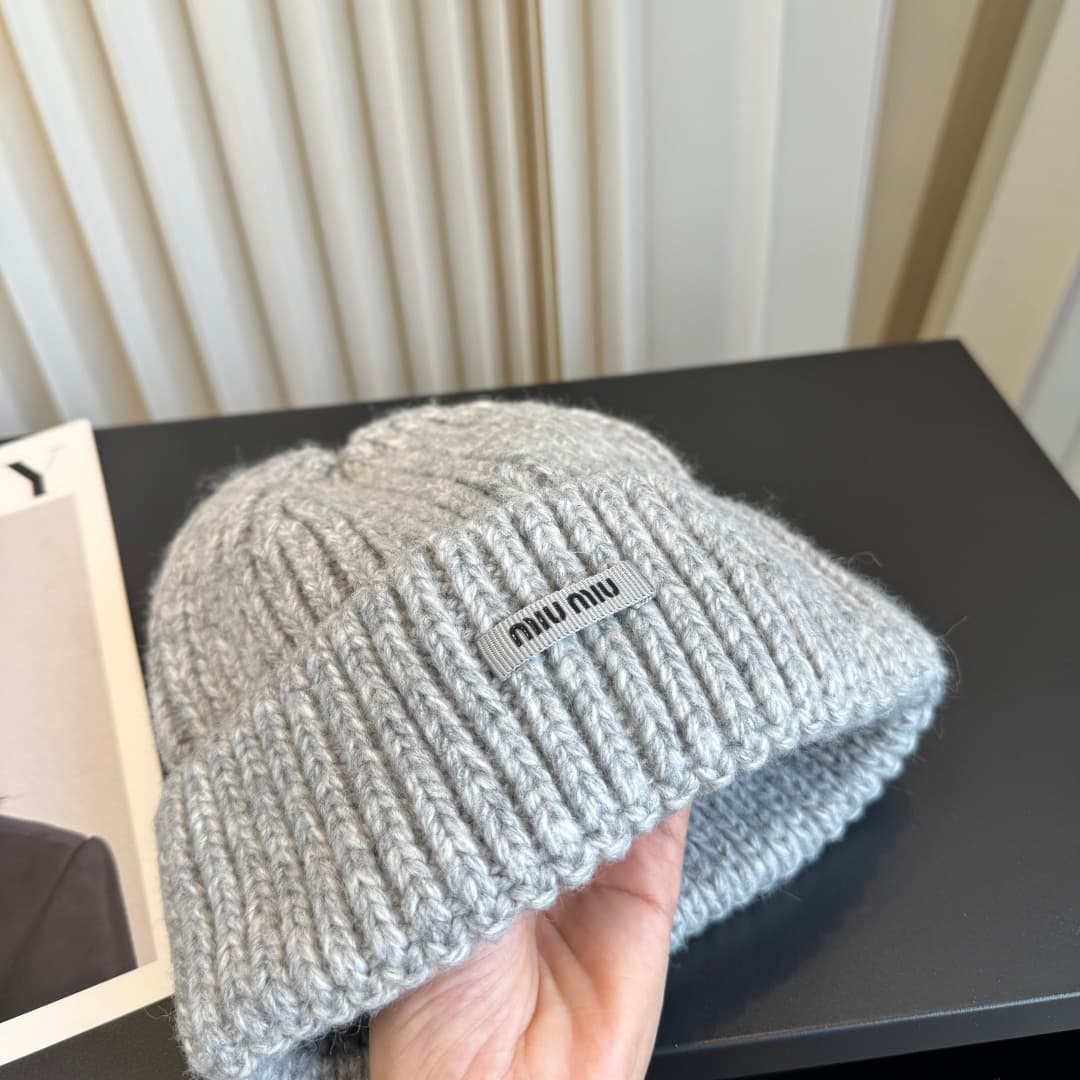 C29914 Mou Mou – High-quality, stylish knitted caps! So trendy and awesome💖 The quality is excellent; they’re perfect for wearing on the street! It’s a must-have item for any fashion lover. Buy them soon! — image 4