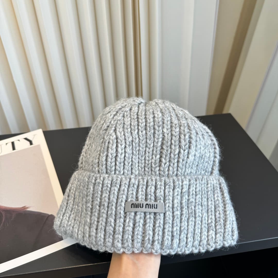C29914 Mou Mou – High-quality, stylish knitted caps! So trendy and awesome💖 The quality is excellent; they’re perfect for wearing on the street! It’s a must-have item for any fashion lover. Buy them soon! — image 3