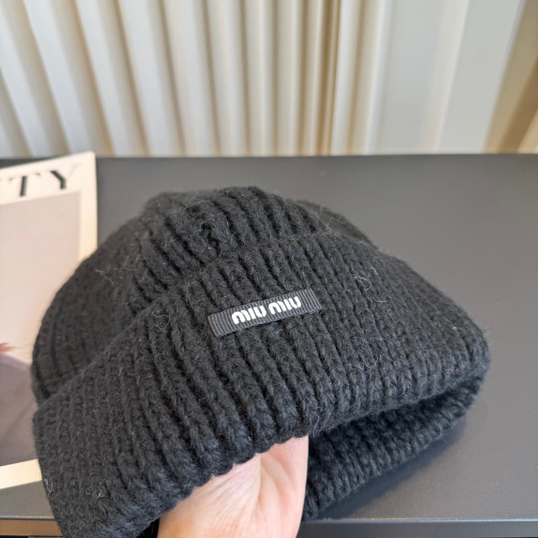 C29912 Miao Miao – High-quality, stylish knitted caps! Super popular! The quality is excellent, and they are perfect for pairing with various outfits. Fashionable and trendy! It’s a must-have item for anyone who goes out, so buy them soon! — image 4