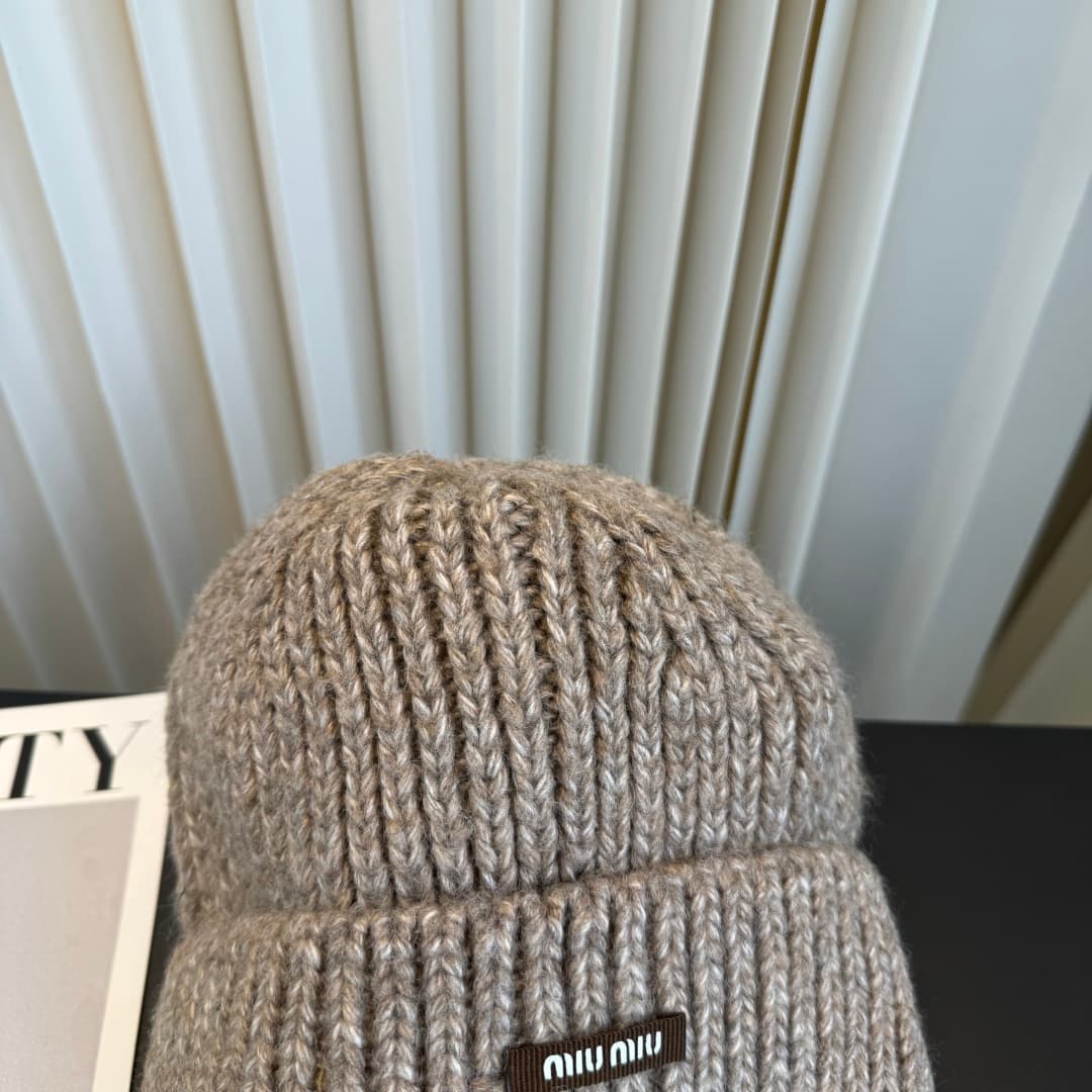 C29910 Mou Mou – High-quality, stylish knitted hats! Super popular! The quality is excellent; they’re great to wear on the street. Fashiony and trendy! A must-have item for anyone who goes out. Buy them quickly! — image 5