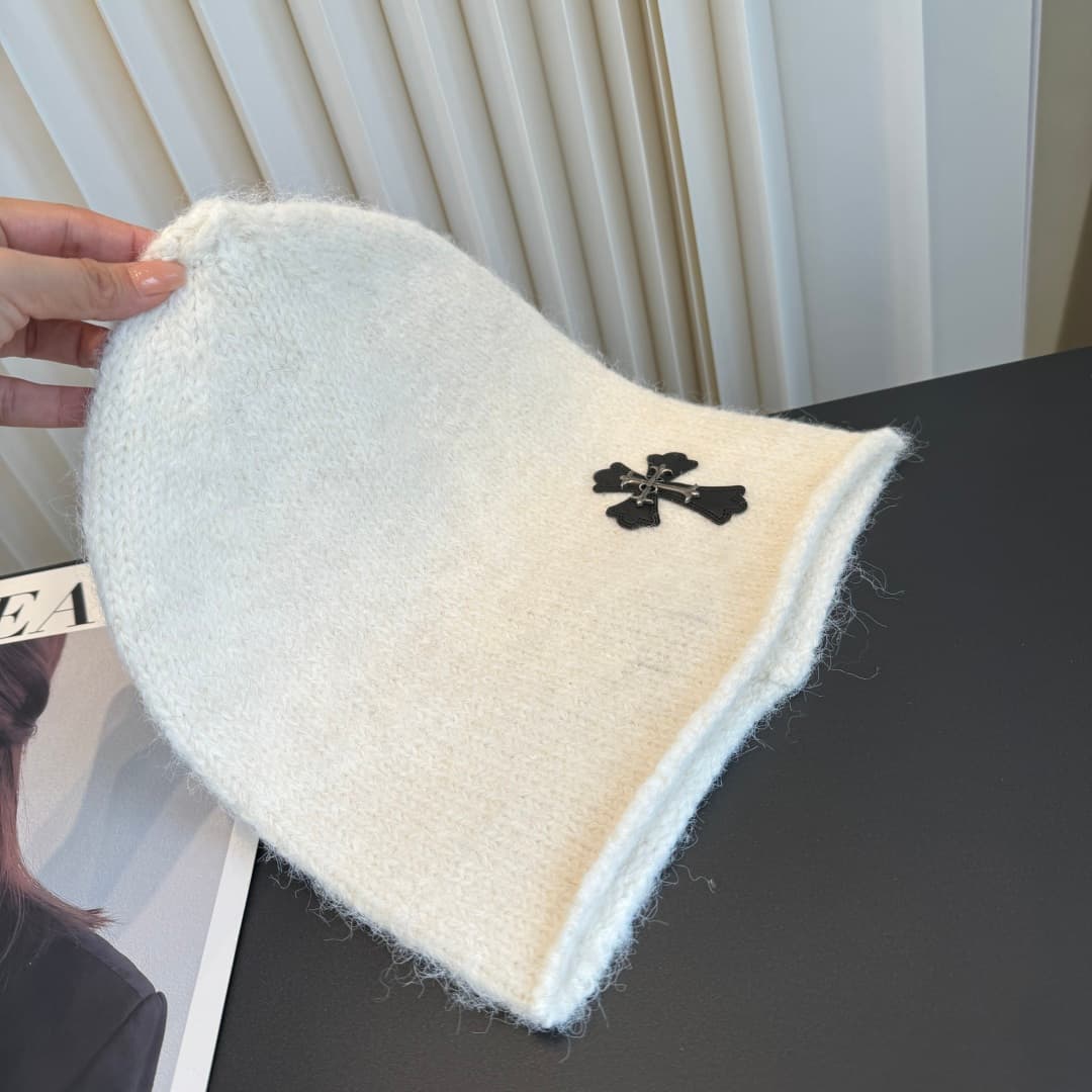 C29892 The new Seline hat features high-quality, premium material – it’s absolutely amazing! The texture is excellent, and it goes well with any outfit. It’s a must-have item for anyone who wants to stay trendy. Buy it now! — image 6