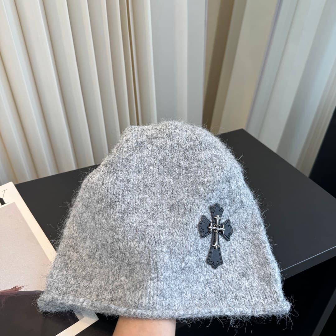 C29889 The new Seline cap features high-quality materials and a stylish design. It’s absolutely amazing! The quality is excellent, and it goes well with any outfit. It’s a must-have item for those who want to stay trendy. Buy it now! — image 6