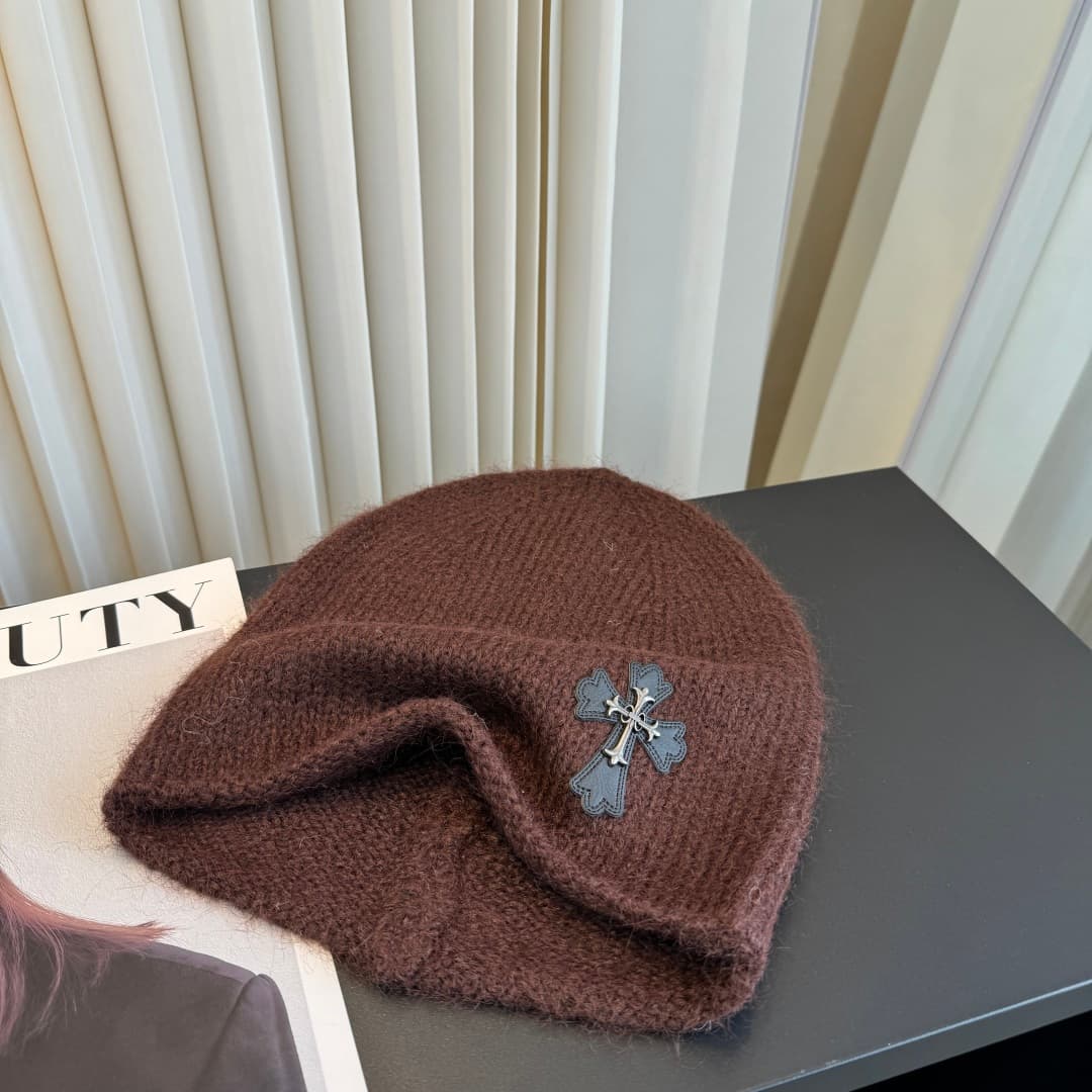 C29888 The new Seline cap features high-quality materials and a stylish design. It’s extremely popular! The quality is excellent, and it’s perfect for pairing with various outfits. It’s a must-have item for anyone who goes out in public. Buy it quickly! — image 7