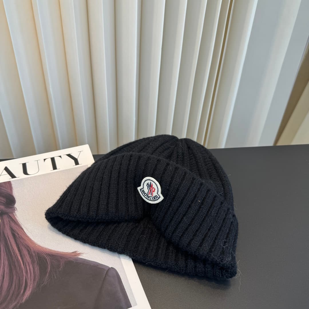 C29887 The new Mengkou knitted cap features high-quality and stylish design. It’s extremely popular! The quality is excellent, and it pairs well with any outfit. It’s a must-have item for those who want to stay trendy. Buy it now! — image 7