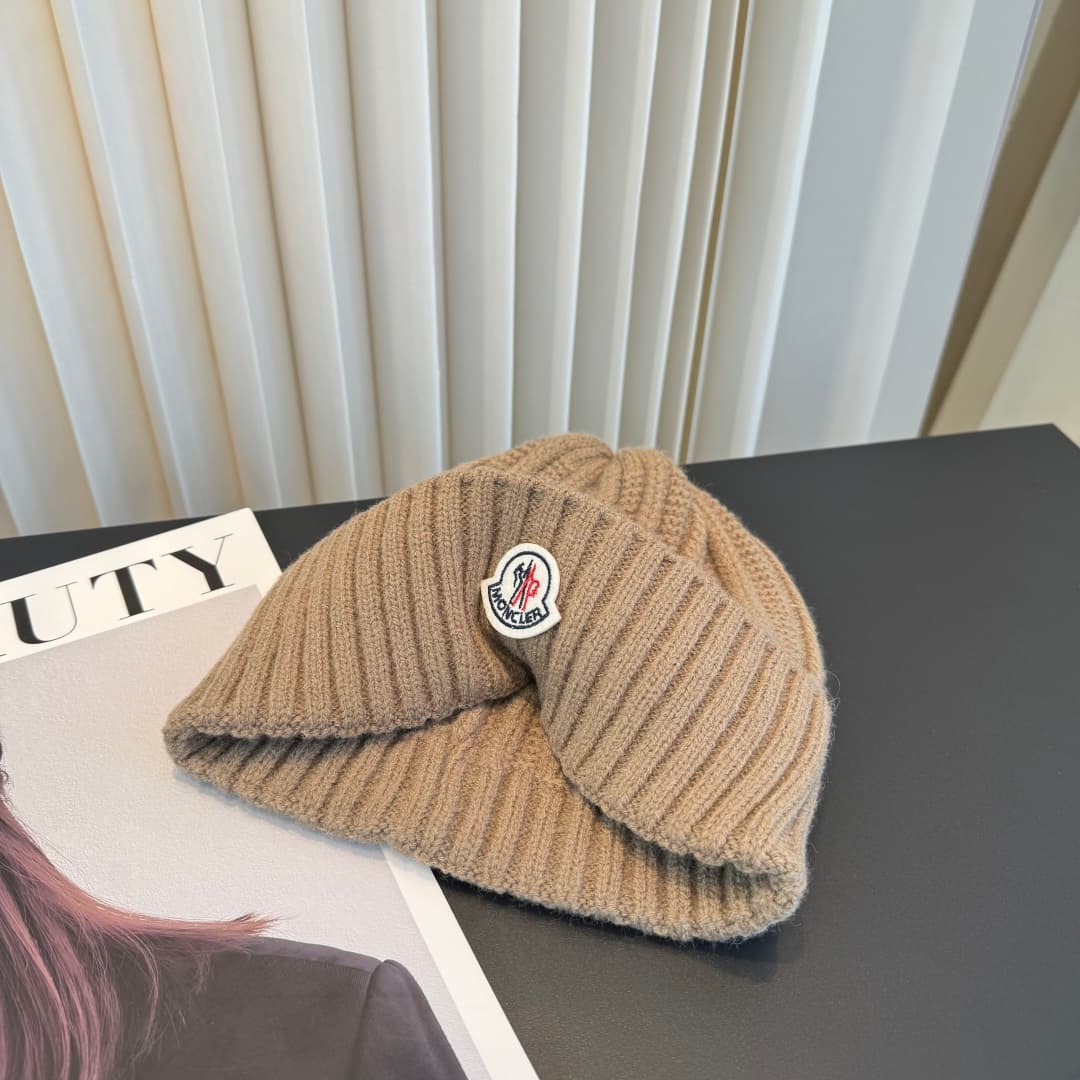 C29886 The new Mengkou knitted cap features high-quality materials and a stylish look. It’s absolutely amazing! The quality is excellent, and it goes well with any outfit. It’s a must-have item for anyone who wants to stay trendy. Buy it quickly! — image 7
