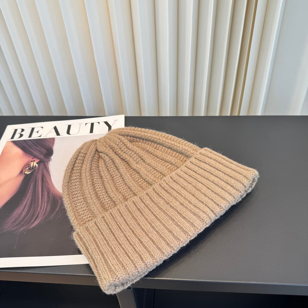 C29886 The new Mengkou knitted cap features high-quality materials and a stylish look. It’s absolutely amazing! The quality is excellent, and it goes well with any outfit. It’s a must-have item for anyone who wants to stay trendy. Buy it quickly! — image 8