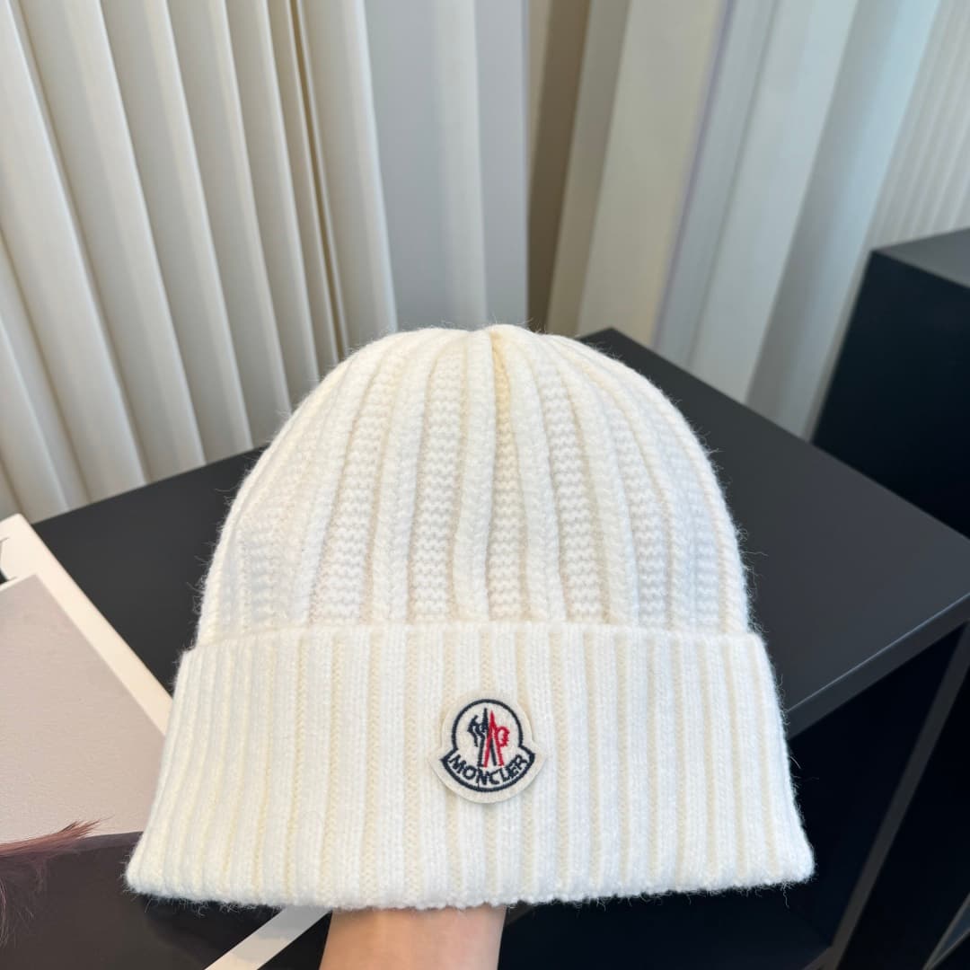 C29885 The new Mengkou knitted cap features high-quality materials and a stylish design. It’s extremely popular! The quality is excellent, and it pairs well with any outfit. It’s a must-have item for those who go out frequently. Buy it quickly! — image 3