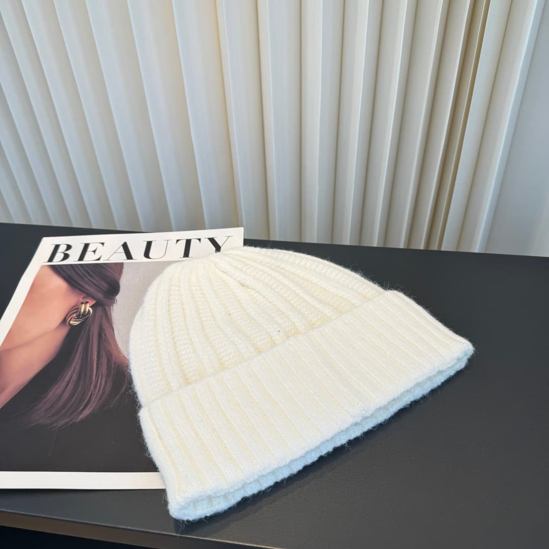 C29885 The new Mengkou knitted cap features high-quality materials and a stylish design. It’s extremely popular! The quality is excellent, and it pairs well with any outfit. It’s a must-have item for those who go out frequently. Buy it quickly! — image 8