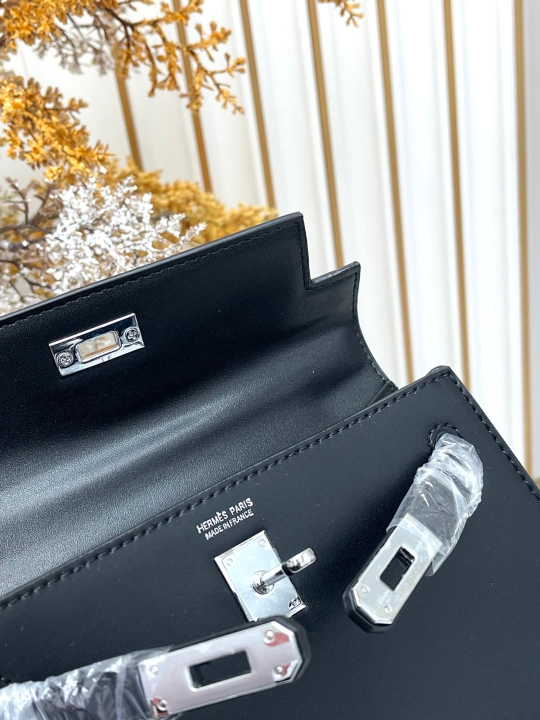 C4901 💰 Hermès Kelly 22cm black-silver Box leather 💫||✨ When the craftsmanship of Hermès is combined with the smooth, shiny texture of Box leather, this Kelly 28 black-silver model becomes a “celestial moon” in my heart! As a classic model at the entry-le — image 8