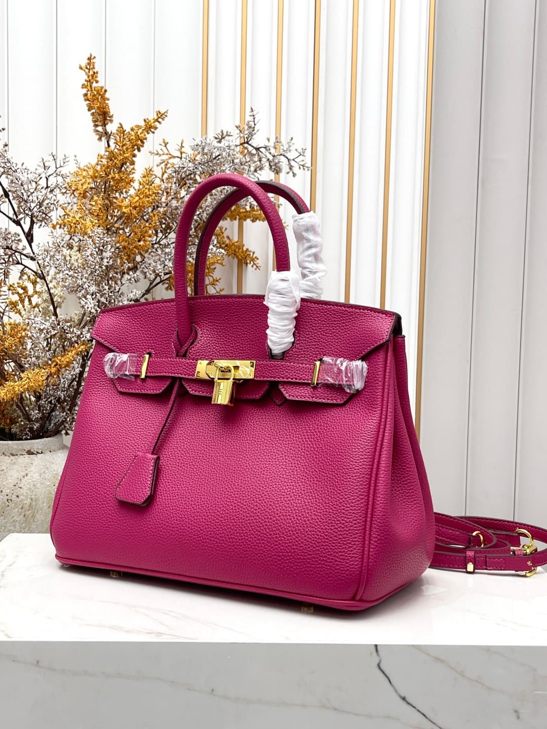 C4926 Gold clasp (30cm)(25cm)(20cm) Hermes Birkin platinum bag — image 2