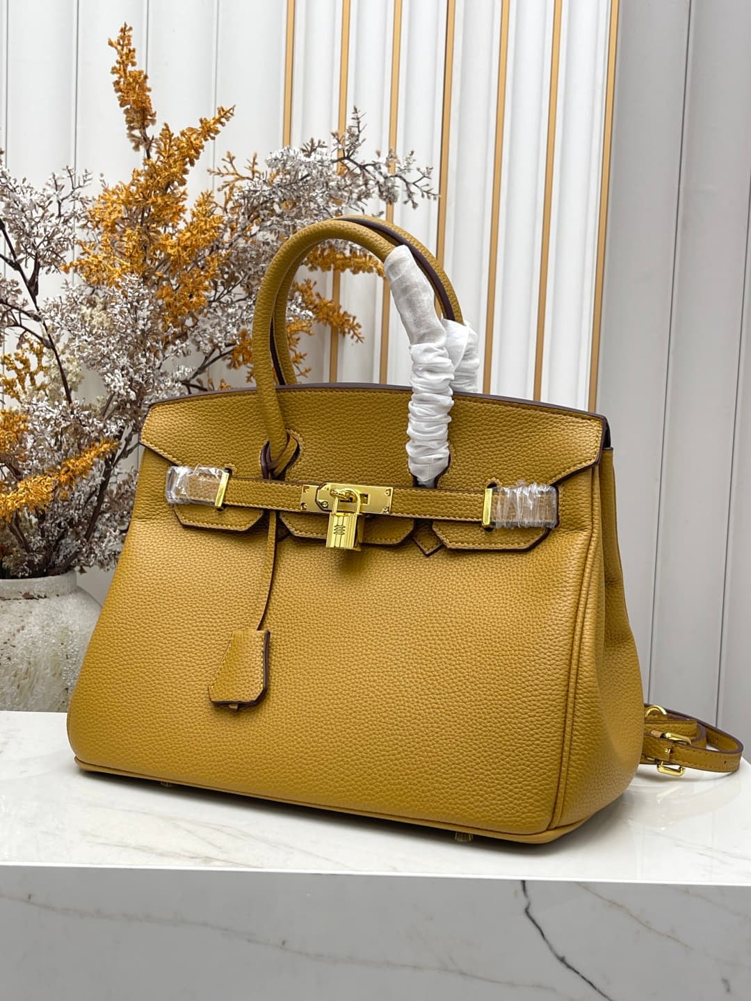 C4914 Gold clasp (30cm)(25cm)(20cm) Hermès Birkin platinum bag — image 2