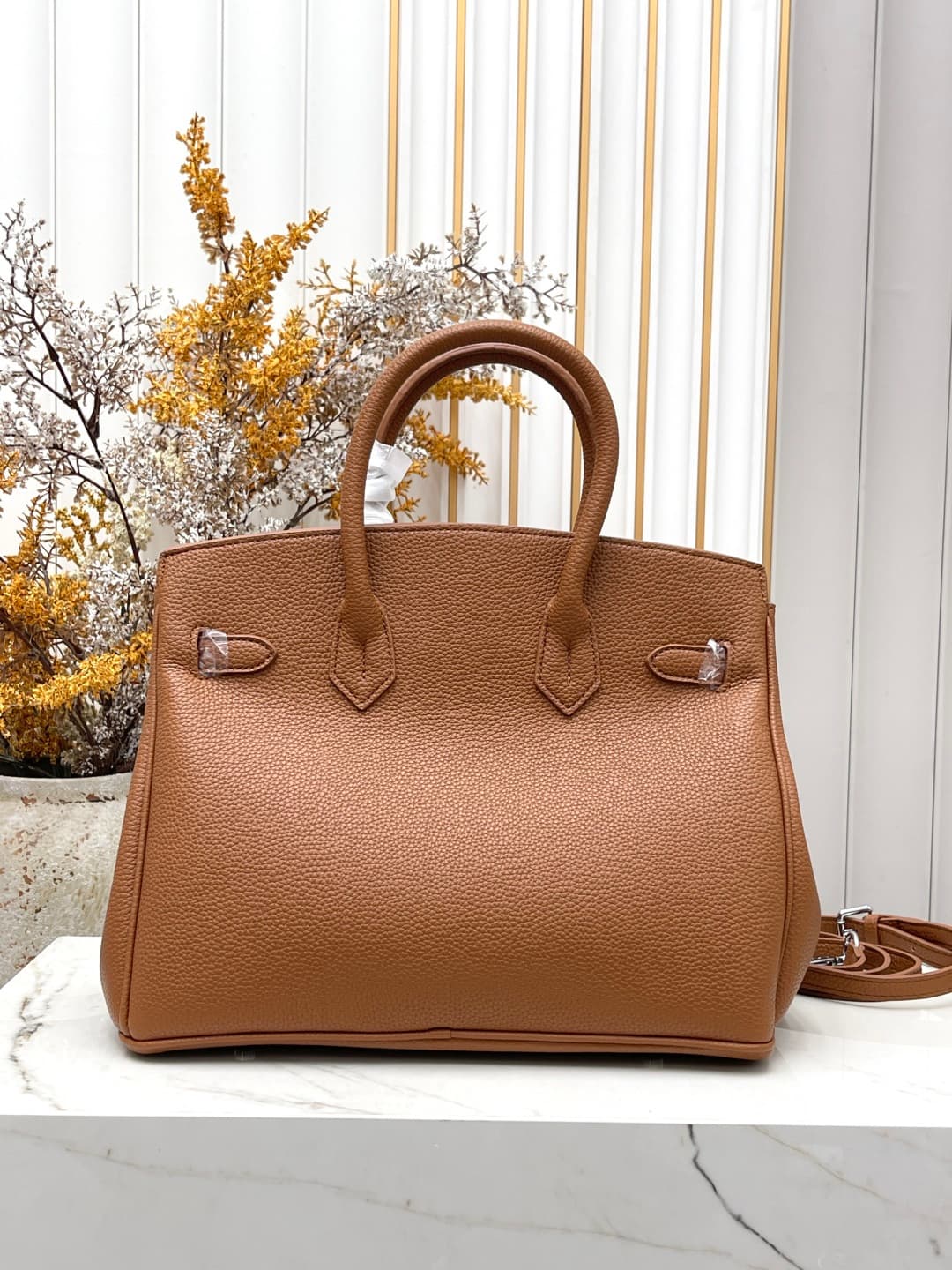 C4910 Silver clasp (30cm)(25cm)(20cm) Hermes Birkin platinum bag — image 3