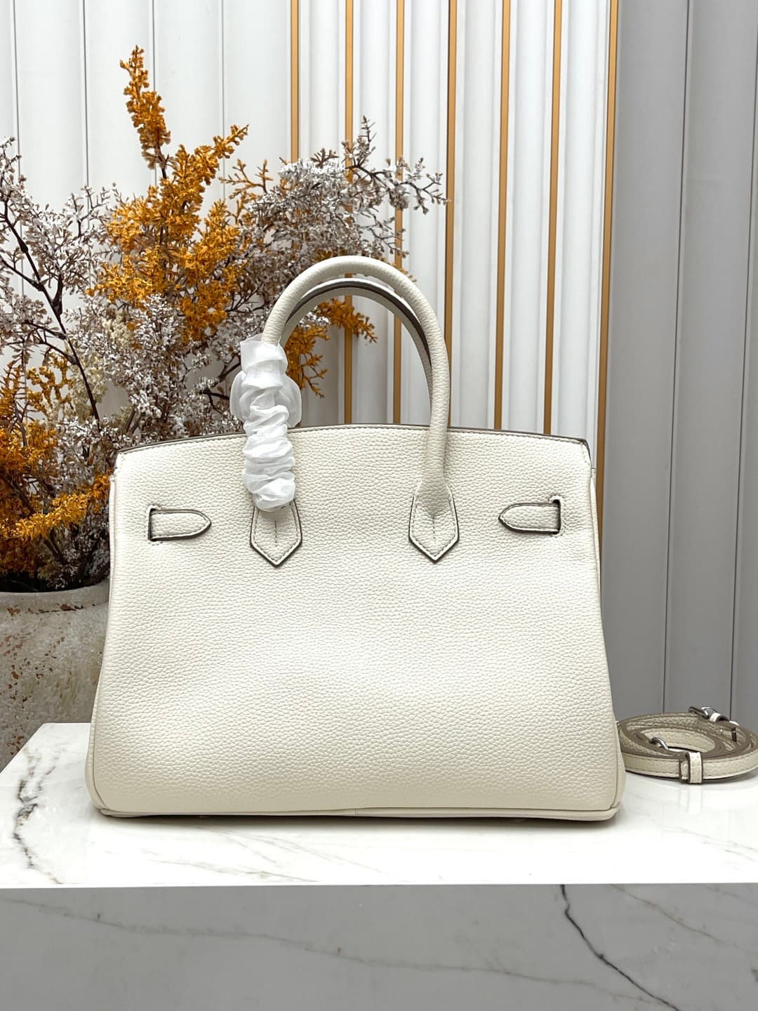 C4909 Silver clasp (30cm)(25cm)(20cm) Hermes Birkin platinum bag — image 3