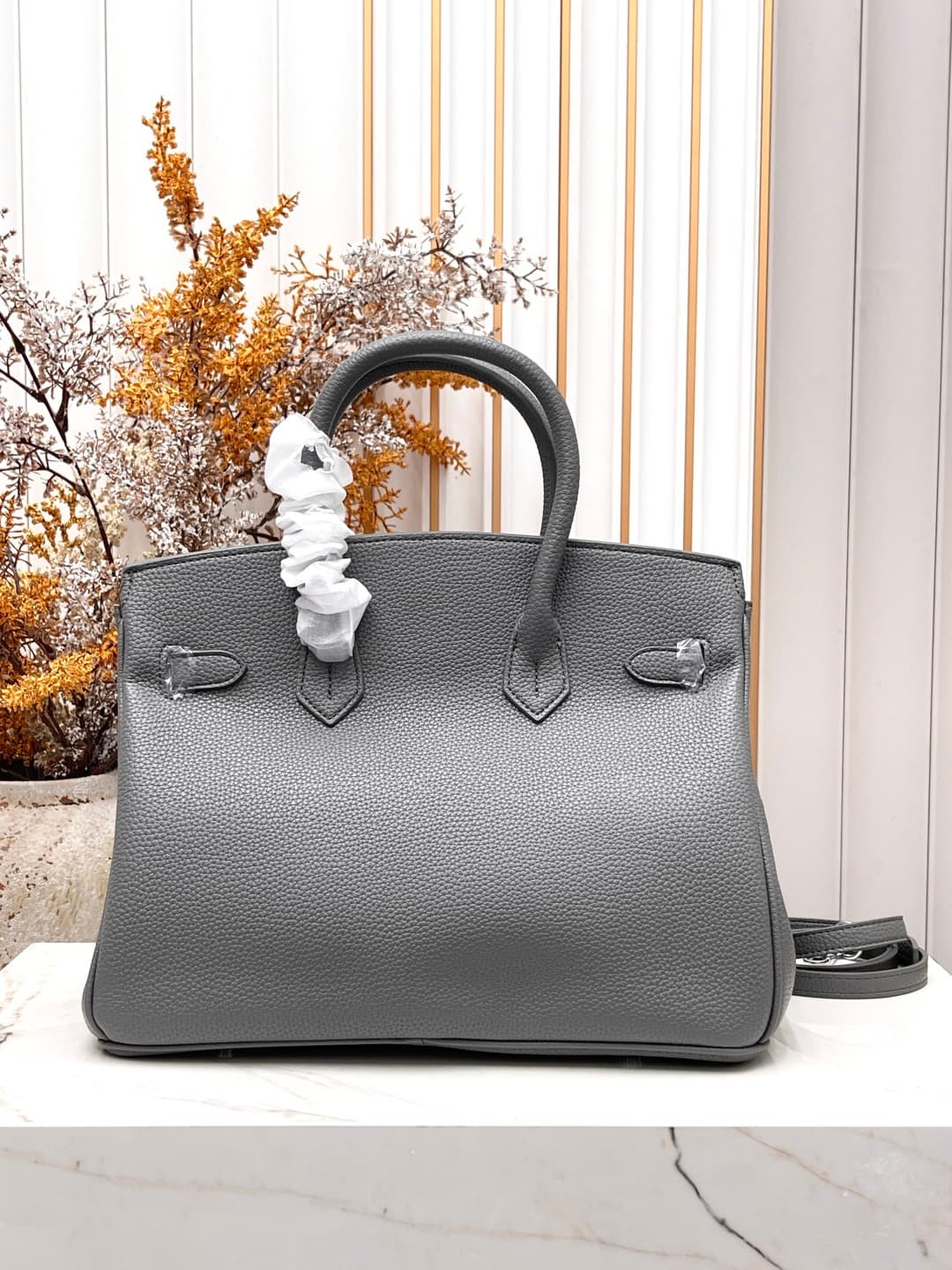 C4905 Silver clasp (30cm)(25cm)(20cm) Hermès Birkin platinum bag — image 3