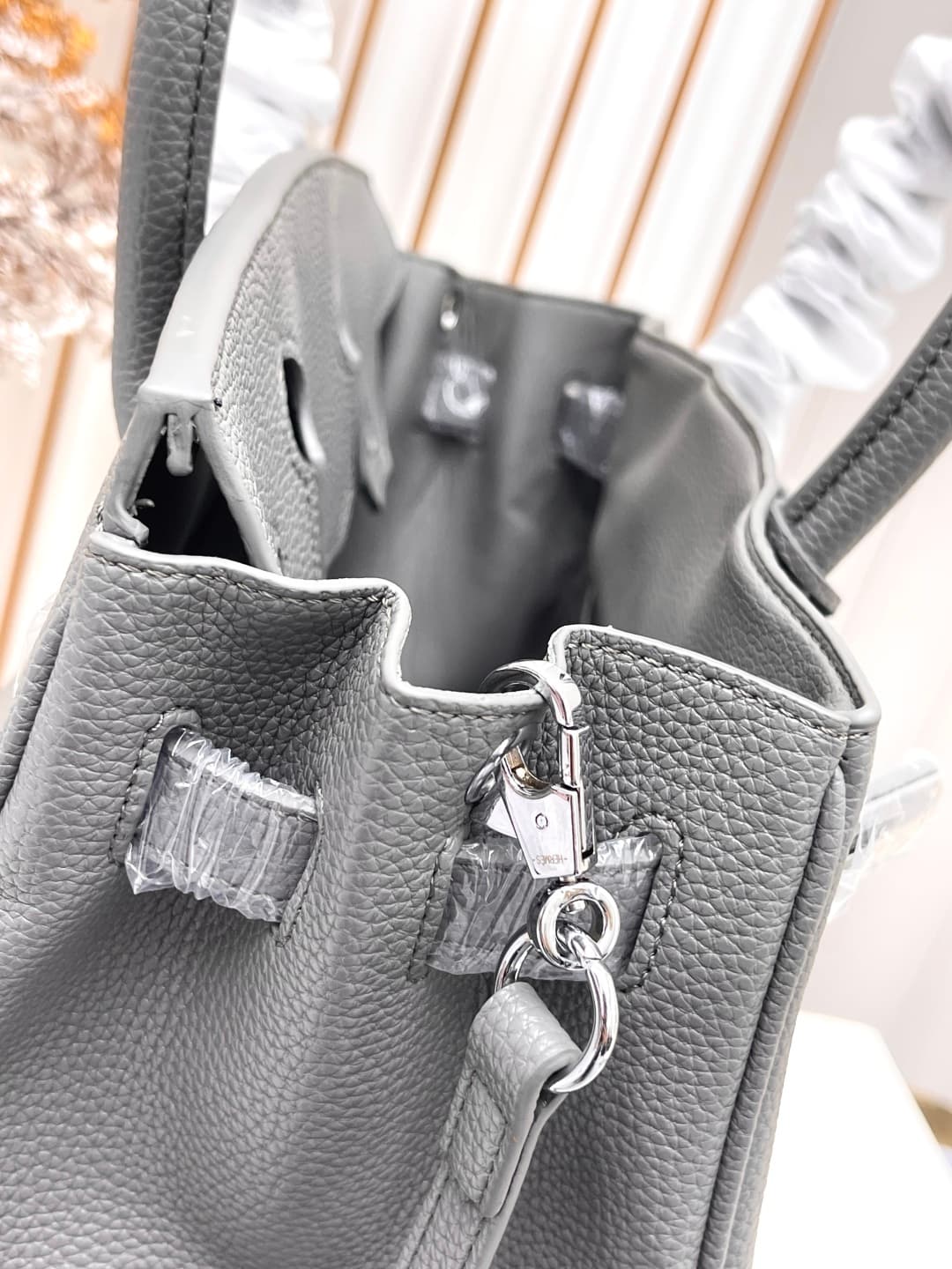 C4905 Silver clasp (30cm)(25cm)(20cm) Hermès Birkin platinum bag — image 8