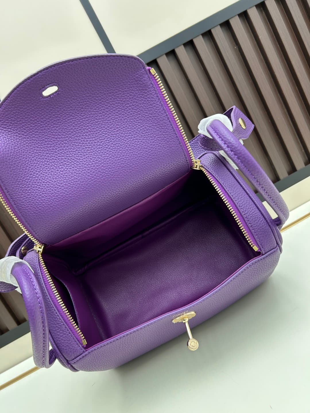 C4889 The practical daily use version of ‘Hermès Lindy26’ is loved in every color. Golden brown 🆚 pumpkin color – these warm colors are really suitable for autumn and winter seasons. — image 8