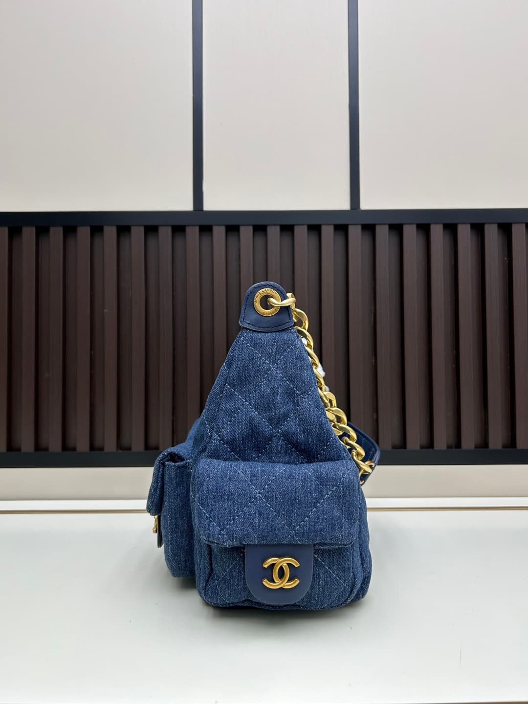 C834 New model 💰 – Chanel 25c hobo bag, promoted by Jennie – a tough choice between two options|||Chanel 25c hobo bag👜 — image 3