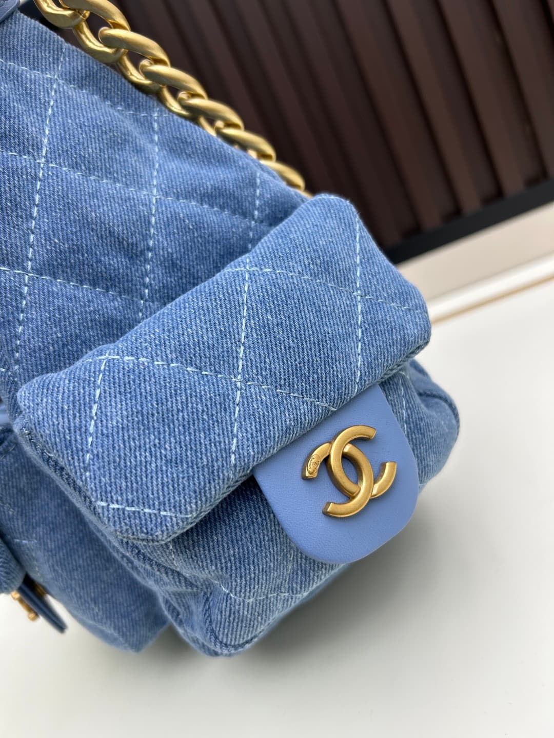 C833 New model 💰 – Chanel 25c hobo bag popularized by Jennie – a tough choice between two options|||Chanel 25c hobo bag👜 — image 6
