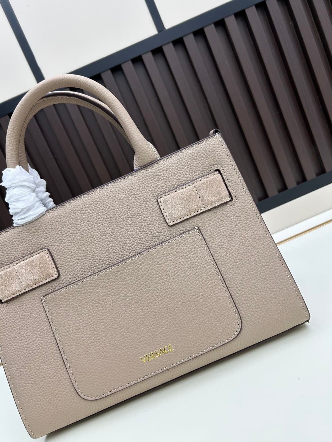 C8383 Presenting Box VERSACE/Versace – suitable for women to carry in hands or crossbody (similar to popular celebrities’ styles). New model – ideal as a gift box. — image 4